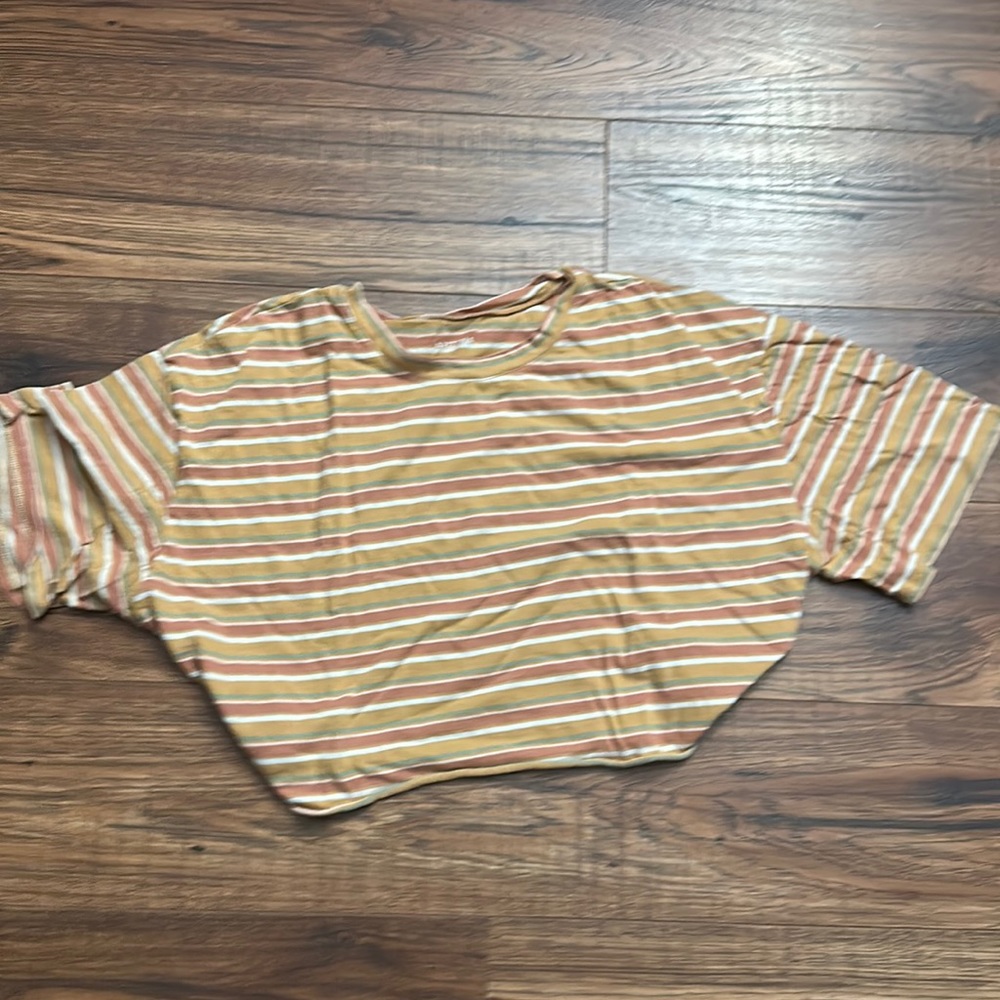 Crop top striped excellent condition